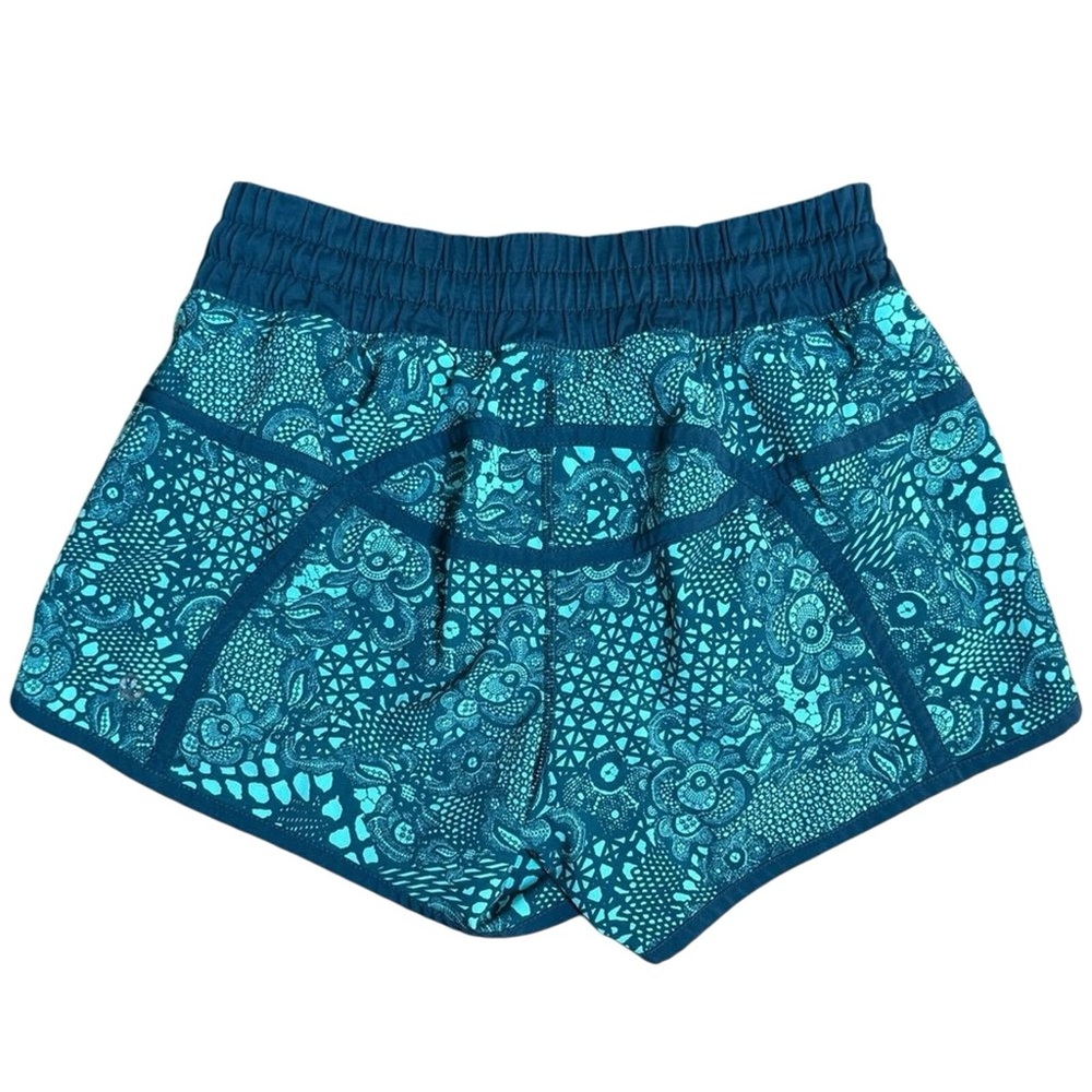 Lululemon tracker shorts size 4